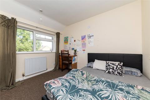 1 Mays Way, Cambridge, CB4 1UB