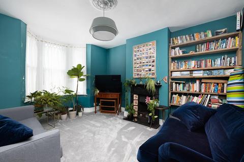 23 Gwilliam Street, Bristol, BS3 4LT