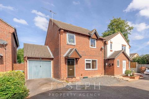 3 bedroom detached house for sale, Dashwood Close, Ipswich, IP8