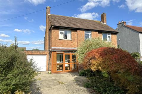 3 bedroom detached house for sale, Church Road, Gloucester GL2