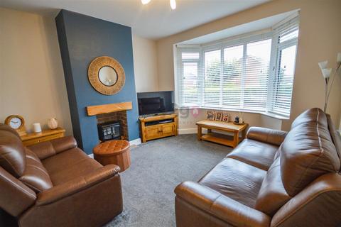 3 bedroom semi-detached house for sale, Briarfield Avenue, Sheffield, S12