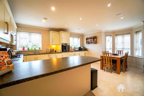 4 bedroom detached house for sale, Stanway