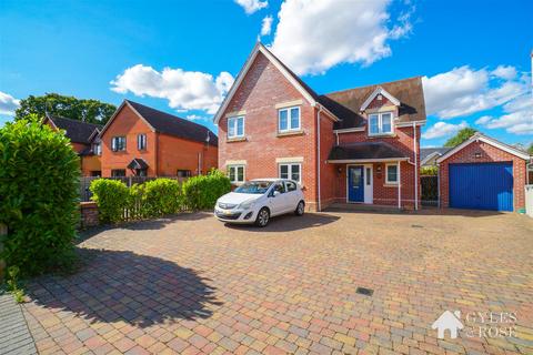 4 bedroom detached house for sale, Stanway