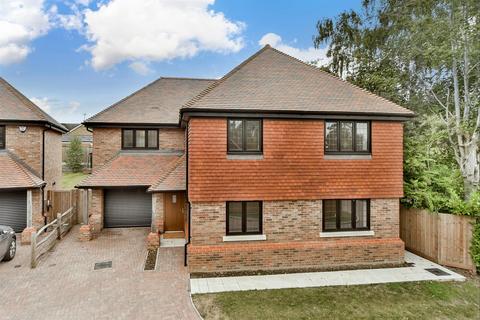 5 bedroom detached house for sale, Bannister Hill, Borden, Sittingbourne, Kent