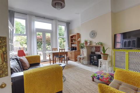 2 bedroom flat for sale, Dorset Road, Bexhill-On-Sea