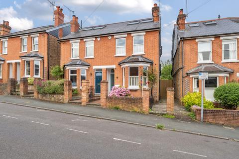 45 Agraria Road, Guildford, GU2 4LF