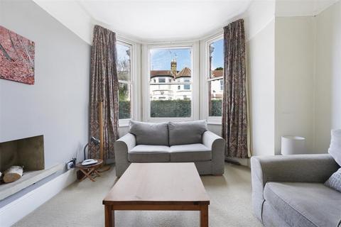 2 bedroom flat for sale, North View Road, London N8