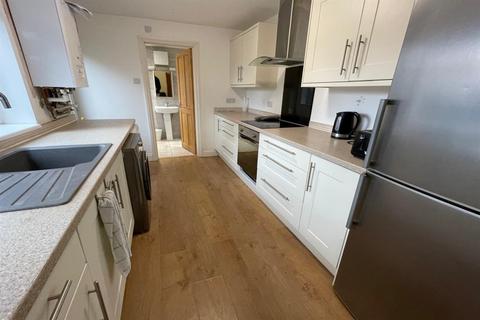 4 bedroom end of terrace house to rent, Humber Road, Beeston, NG9 2ET