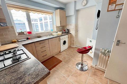 3 bedroom semi-detached house for sale, Malvern Road, north shields, North Shields, Tyne and Wear, NE29 9ES