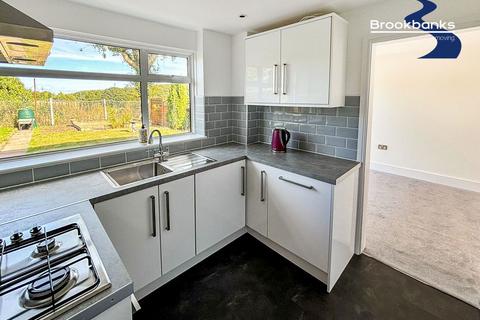 3 bedroom detached house for sale, Beacon Drive, Bean, DA2