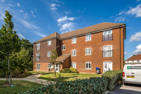 2 bedroom flat for sale, Briar Lane, Billingshurst, RH14