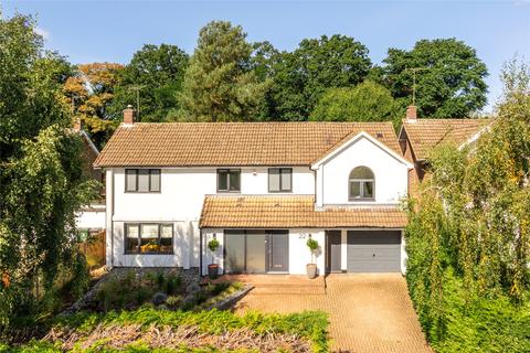 4 bedroom detached house for sale, The Mount, Aspley Guise, Milton Keynes, Bedfordshire, MK17