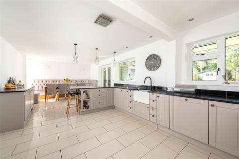 4 bedroom detached house for sale, The Mount, Aspley Guise, Milton Keynes, Bedfordshire, MK17