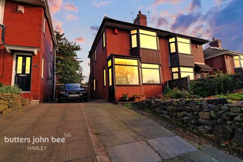 2 bedroom semi-detached house for sale, Fenton Road, Stoke-On-Trent ST2 9JE