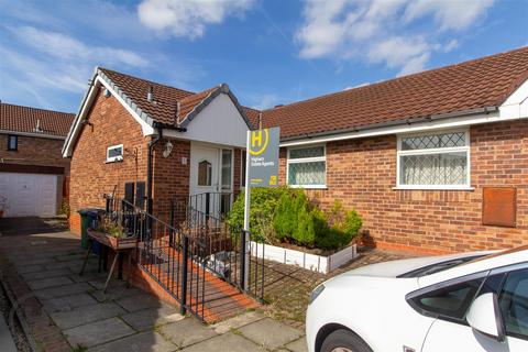 2 bedroom semi-detached bungalow for sale, Chiltern Way, Tyldesley, Manchester