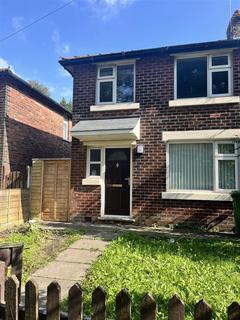 3 bedroom house to rent, Smallshaw Lane, Ashton-Under-Lyne OL6