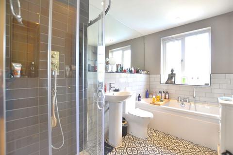 29 Billbrook Road, Hucclecote, Gloucester, GL3 3QS