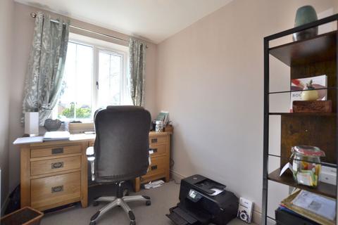 29 Billbrook Road, Hucclecote, Gloucester, GL3 3QS