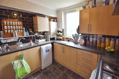 3 bedroom flat for sale, Durban Avenue, Clydebank G81