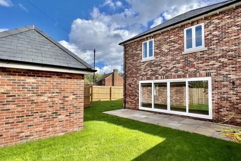 4 bedroom semi-detached house for sale, Clifton Park , Fordingbridge SP6 1EQ