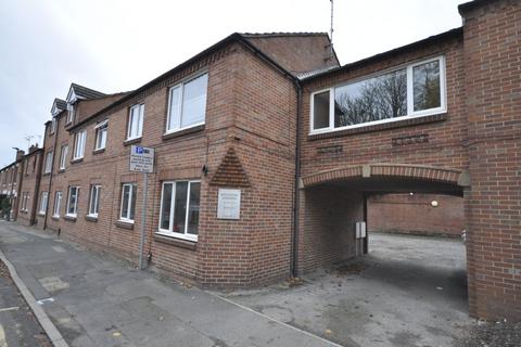 2 bedroom flat to rent, Kedleston Gardens, Derby, Derbyshire, DE1