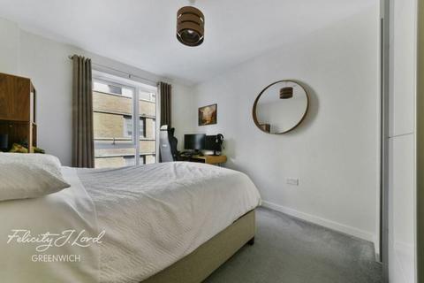 2 bedroom flat for sale, Cowan House, Greenwich, London, SE10 8GS