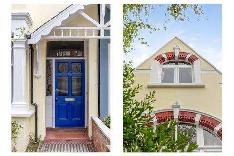 49 Airedale Avenue, Chiswick, London, W4 2NW