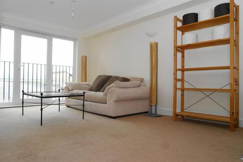 1 bedroom flat to rent, Ruskin Road, Upper Belvedere, Kent, DA17 5BF