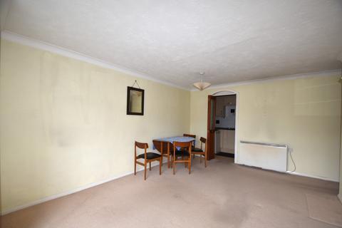 1 bedroom flat for sale, Holly Drive, Hampshire PO7