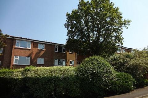 1 bedroom flat for sale, Holly Drive, Hampshire PO7