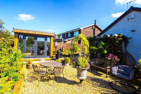 2 bedroom detached bungalow for sale, Pole Lane, Darwen, BB3 3LD