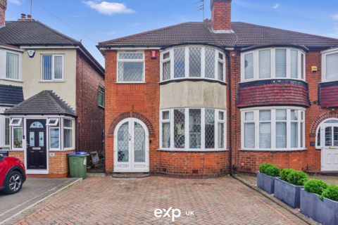 3 bedroom semi-detached house for sale, Windsor Road, Oldbury B68