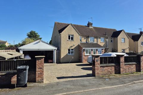 3 bedroom semi-detached house to rent, Winston Road, Cookley