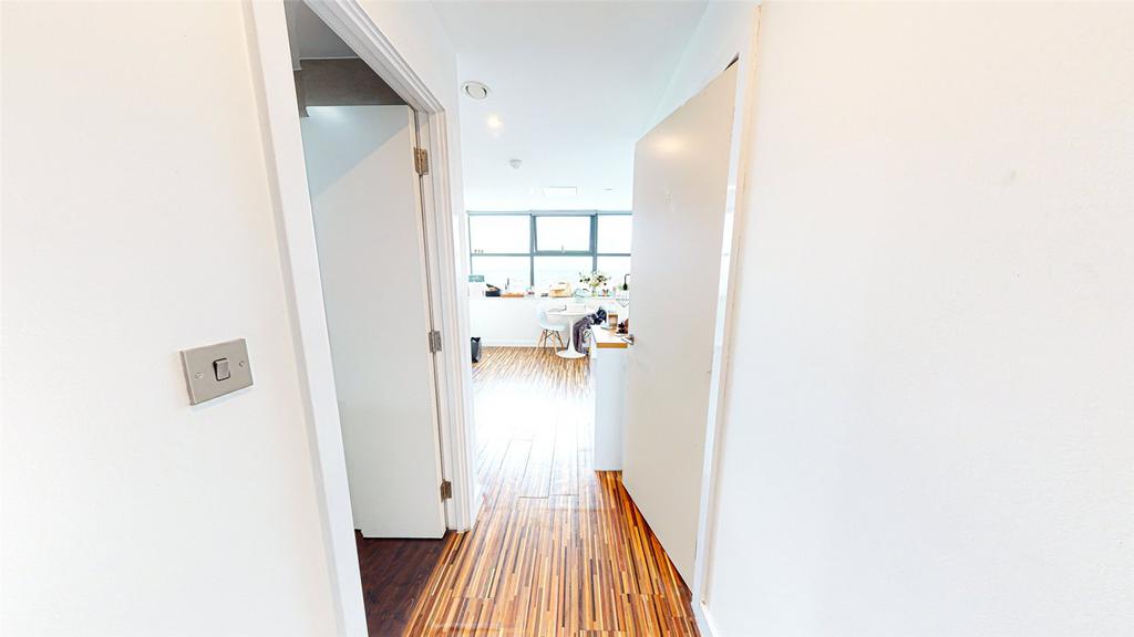 Apartment in Trafford, Old Trafford, Greater Manchester - View 3