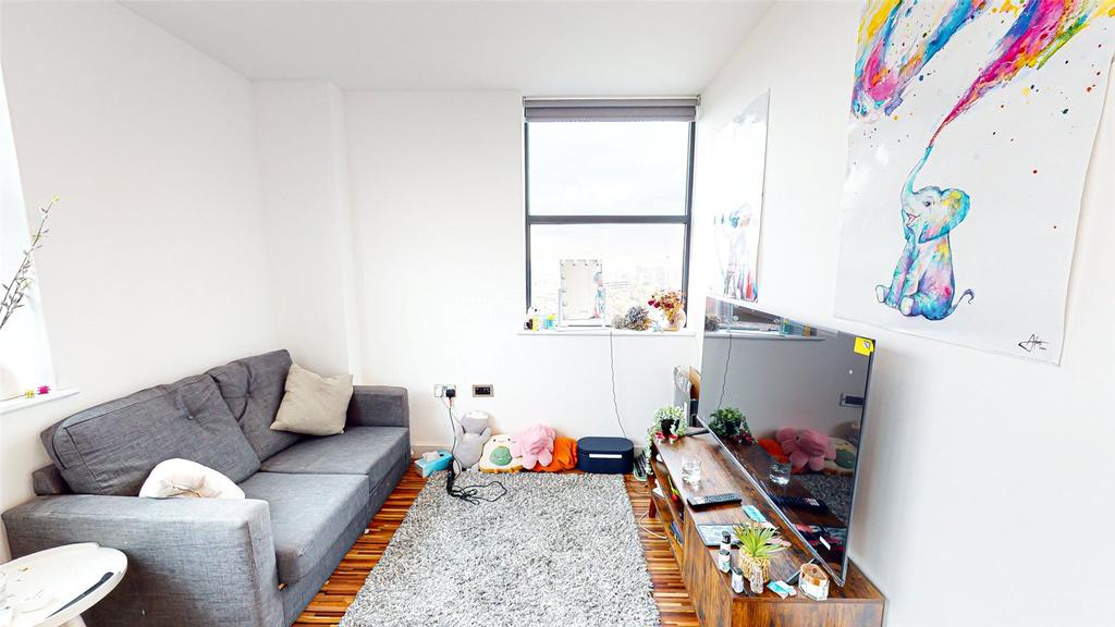 Apartment in Trafford, Old Trafford, Greater Manchester - View 4