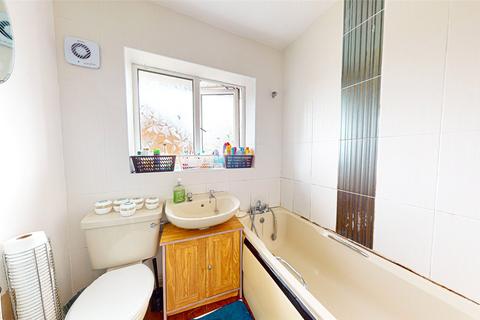 3 bedroom semi-detached house for sale, Aldermoor Close, Openshaw M11