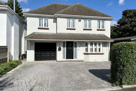 Wickfield Avenue, Dorset BH23
