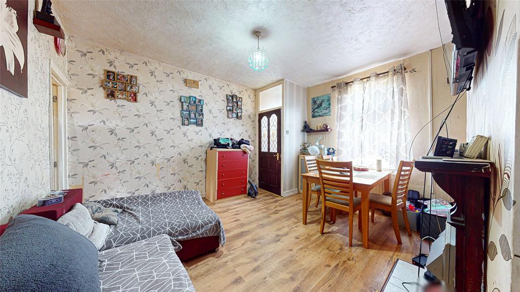 Picture No. 05