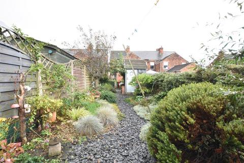 2 bedroom end of terrace house for sale, Stather Road, Burton-Upon-Stather, Scunthorpe