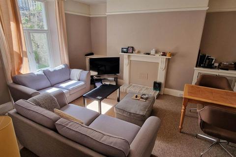 1 bedroom flat to rent, St. James Place East, Plymouth PL1