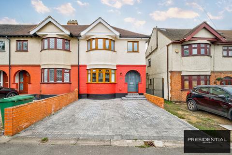 159 New Road, London, E4 9EZ