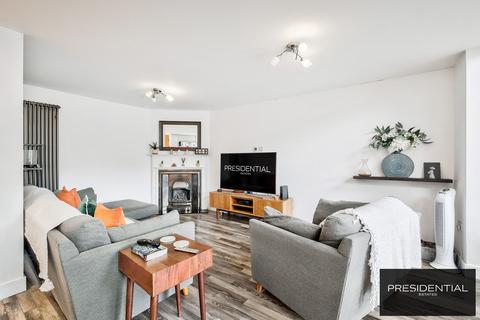 159 New Road, London, E4 9EZ