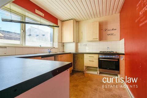 3 bedroom terraced house for sale, Perry Street, Darwen