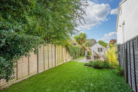 2 bedroom cottage for sale, Sopers Lane, Christchurch BH23