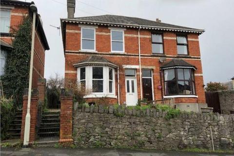 3 bedroom semi-detached house to rent, Church Road, Newton Abbot