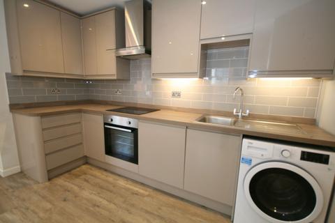 2 bedroom apartment to rent, Flat 2, 93 High Street, Wheatley, ox33