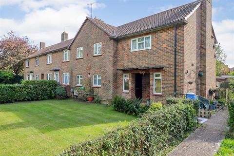 2 bedroom maisonette for sale, Sullington Mead, Broadbridge Heath, Horsham