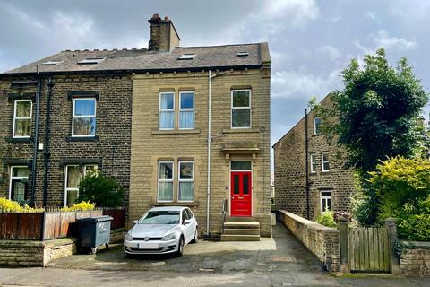 Grasmere Road, Huddersfield, HD1