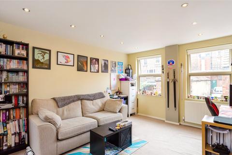 1 bedroom flat for sale, Pecketts Loft, Lady Pecketts Yard, York, YO1