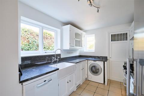 3 bedroom terraced house for sale, Hearne Road, Chiswick, W4